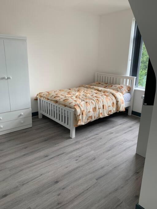 Newly Refurbished Studio, Great Location 8 Studios Nottingham Exterior foto